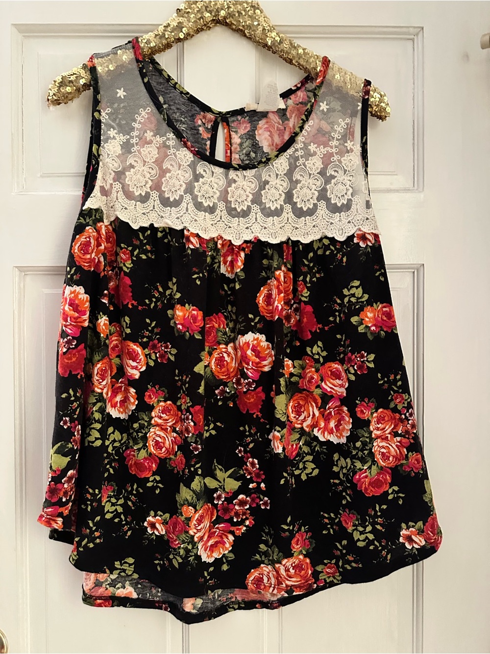 Floral Lace Yoke Sleeveless Top - Black with Rose Print 2X
